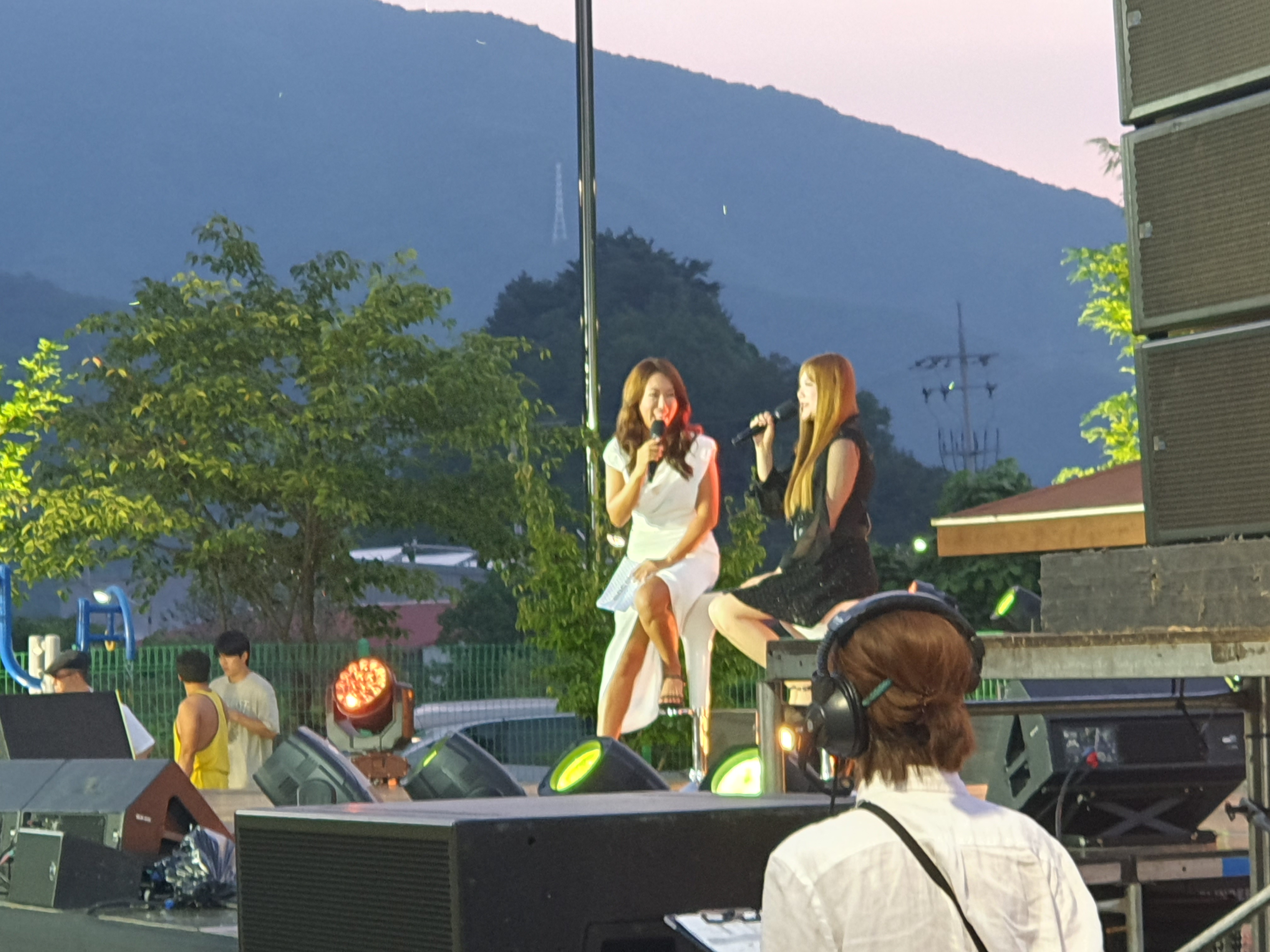 하이원베이커리 잔디광장에서 열린 2023 산골음악회, 정선의 여름밤을 물들이다.